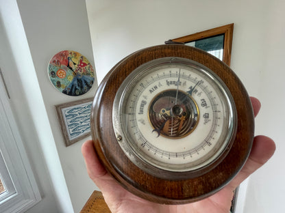 Antique German Aneroid Barometer – G. Lufft Stuttgart Oak-Cased Wall Barometer with Visible Movement (c.1900)