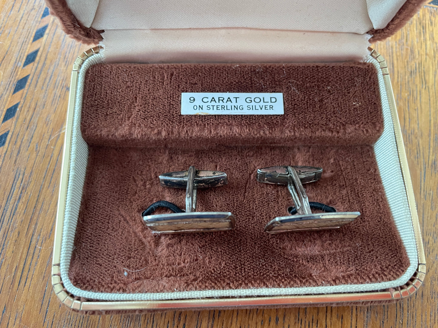 Vintage Louis Philippe Men’s Jewellery Case with Retro Cufflinks – 9ct Gold on Silver Label (c.1960s)