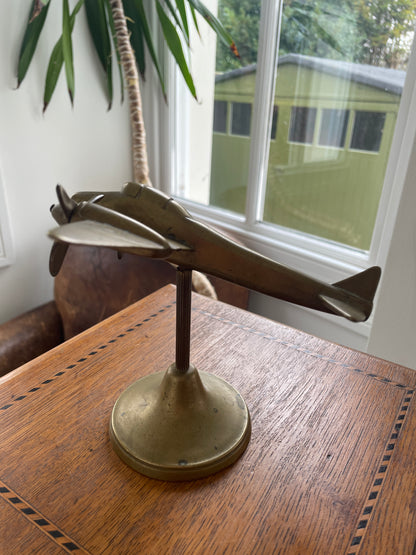 Vintage Brass Twin-Engine Aircraft Desk Model – P-38 Lightning Style Decorative Aviation Sculpture (c.1950s–60s)