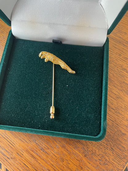 Vintage Jaguar Leaping Cat Tie Pin – Gold Tone & Crystal Motif in Original Box (c. late 20th Century)