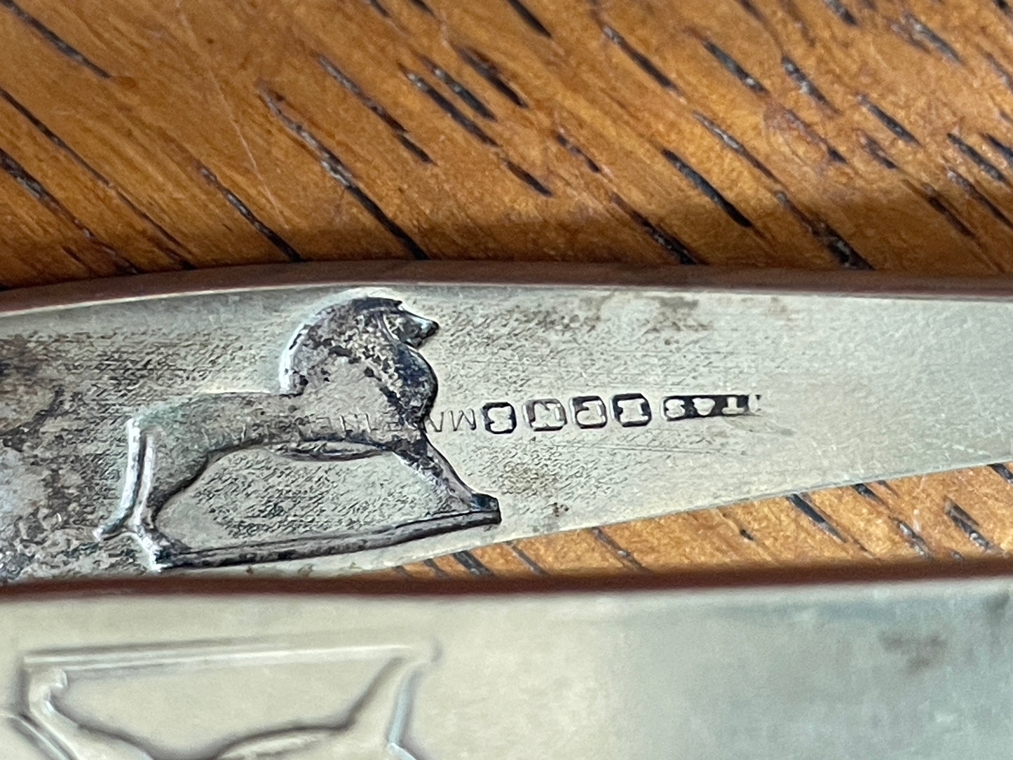 Antique British Silver-Plated Mechanical Sugar Nips – N T & S Art Deco Lion Design Sugar Breakers, Registered Design 702274 (c.1920s)