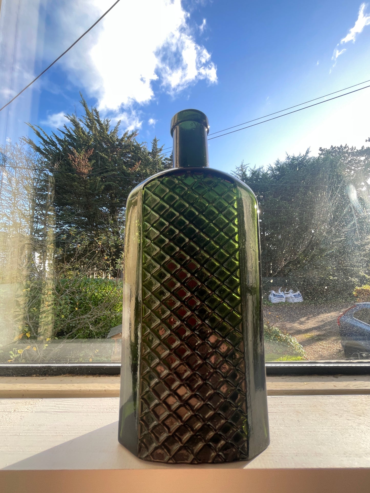 Antique Green Cross-Hatched Chemist Poison Bottle – 12oz Ribbed ‘Not To Be Taken’ Type (c.1900)
