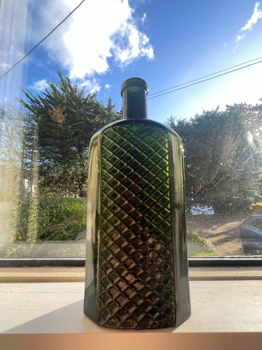 Antique Green Cross-Hatched Chemist Poison Bottle – 12oz Ribbed ‘Not To Be Taken’ Type (c.1900)
