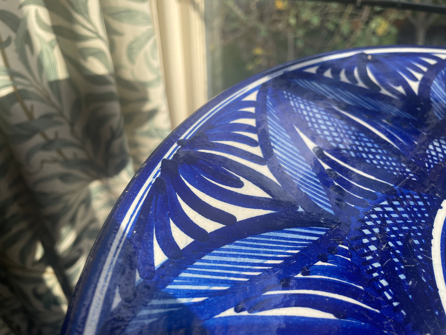 Vintage Spanish Hand-Painted Ceramic Charger – Cobalt Blue Geometric Floral Design (35cm, mid-20th century)