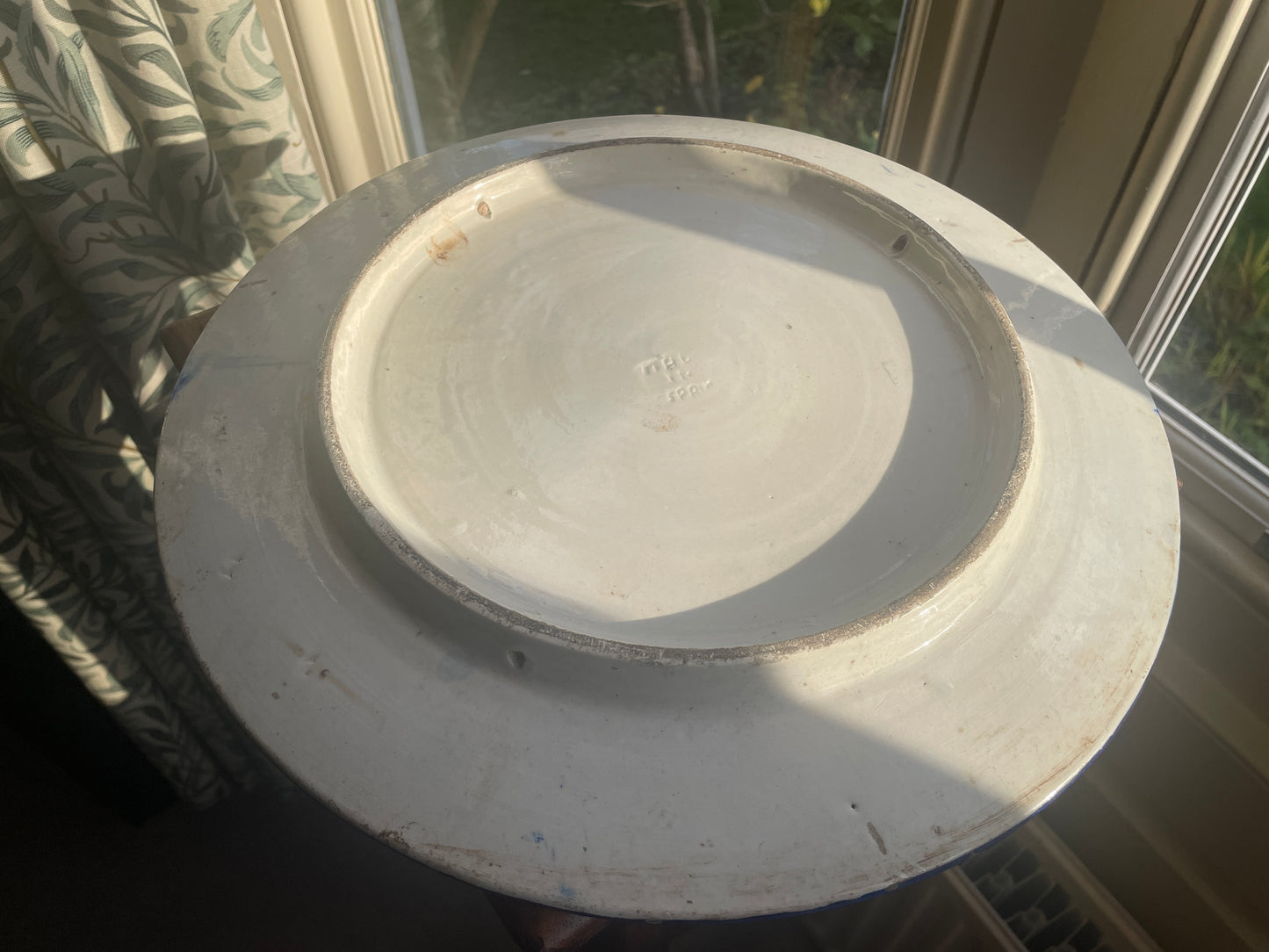 Vintage Spanish Hand-Painted Ceramic Charger – Cobalt Blue Geometric Floral Design (35cm, mid-20th century)