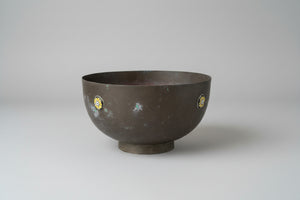 Antique Japanese Brass Bowl – Hand-Raised Metal with Cloisonné Floral Roundels (c.1900–1930)