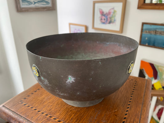 Antique Japanese Brass Bowl – Hand-Raised Metal with Cloisonné Floral Roundels (c.1900–1930)