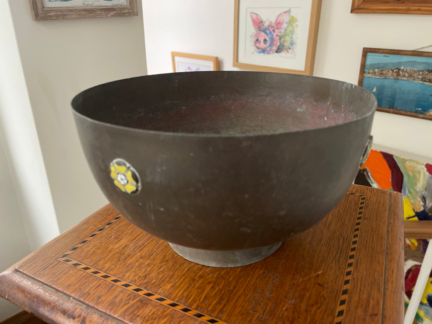 Antique Japanese Brass Bowl – Hand-Raised Metal with Cloisonné Floral Roundels (c.1900–1930)