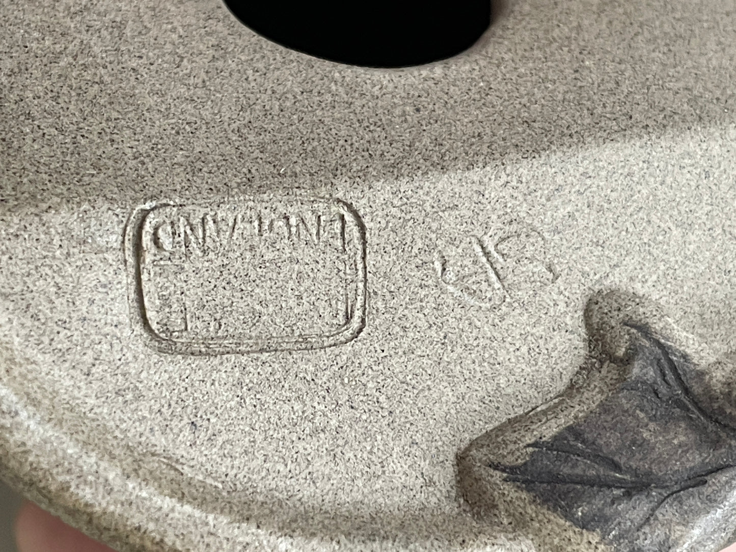 Antique English Stoneware Bird – Hand-Modelled Poole Pottery Wildlife Figure (c.1970s)