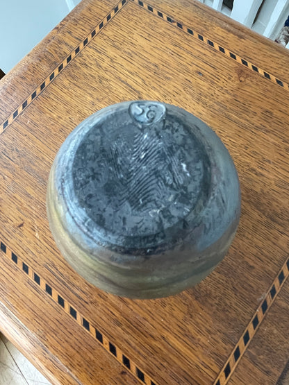 British Studio Pottery Raku Vase – Iridescent Copper-Matte Fired Stoneware with 3S Stamp (Late 20th Century)