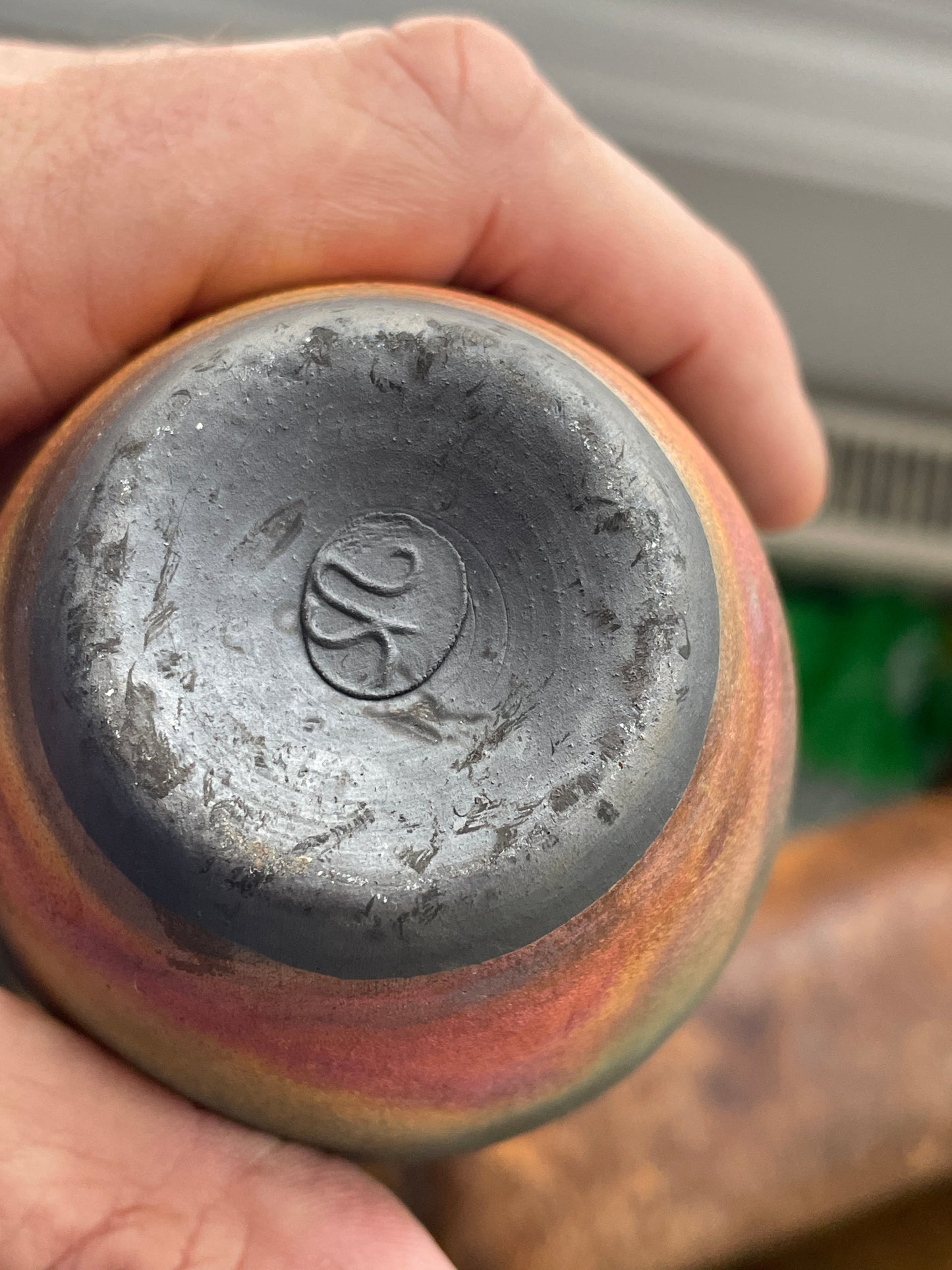 Studio Pottery Smoke-Fired Vase – Hand-Thrown Stoneware with Iridescent Fireclouds (Signed ‘SN’, c.20th Century)