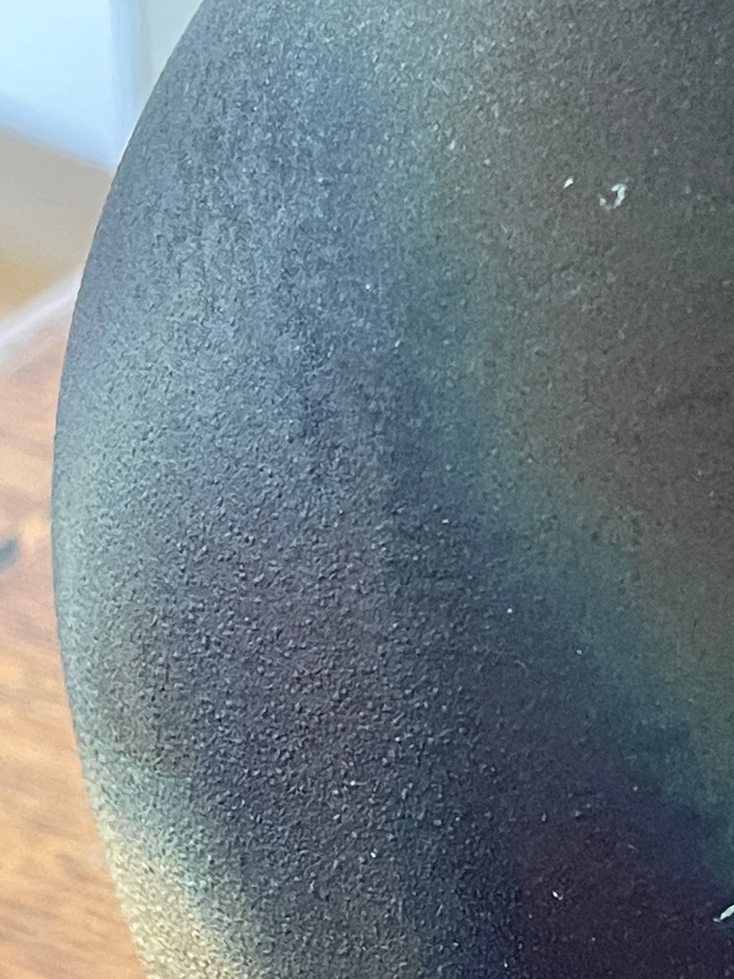 Studio Pottery Smoke-Fired Vase – Hand-Thrown Stoneware with Iridescent Fireclouds (Signed ‘SN’, c.20th Century)