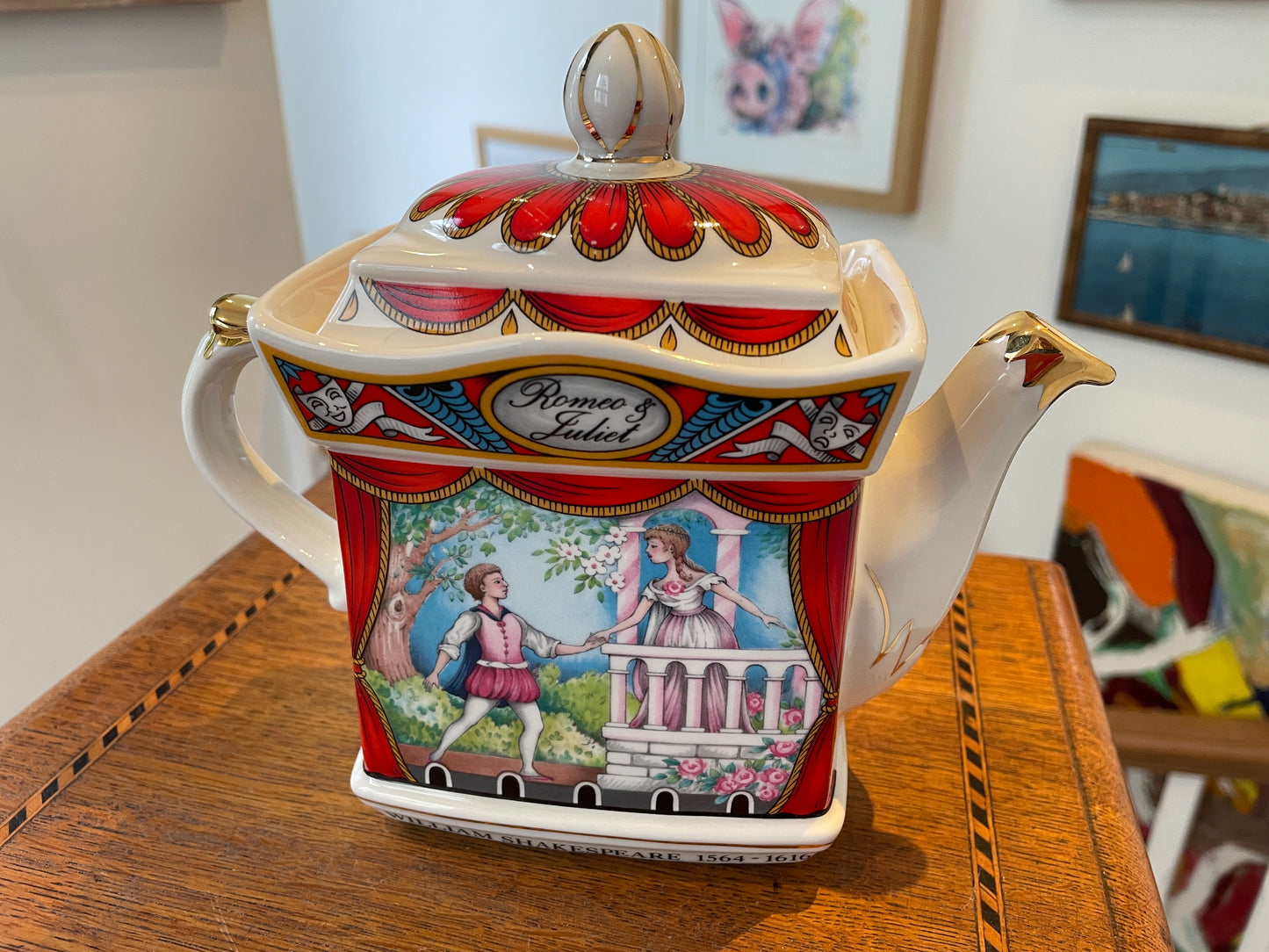 Vintage Sadler Staffordshire Teapot – ‘Romeo and Juliet’ Shakespeare Series (c.1970s–1980s)