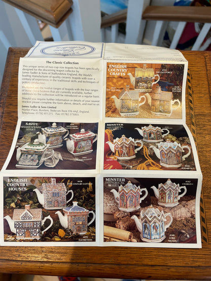 Vintage Sadler Staffordshire Teapot – ‘Hamlet’ Shakespeare Series (c.1970s–1980s)