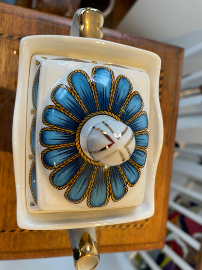 Vintage Sadler Staffordshire Teapot – ‘A Midsummer Night’s Dream’ Shakespeare Design (c.1970s–1980s)