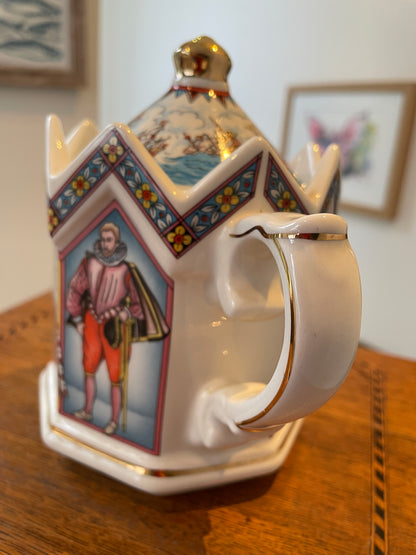 Vintage Sadler Staffordshire Teapot – Elizabeth I ‘Spanish Armada 1588’ Design (c.1970s–1980s)