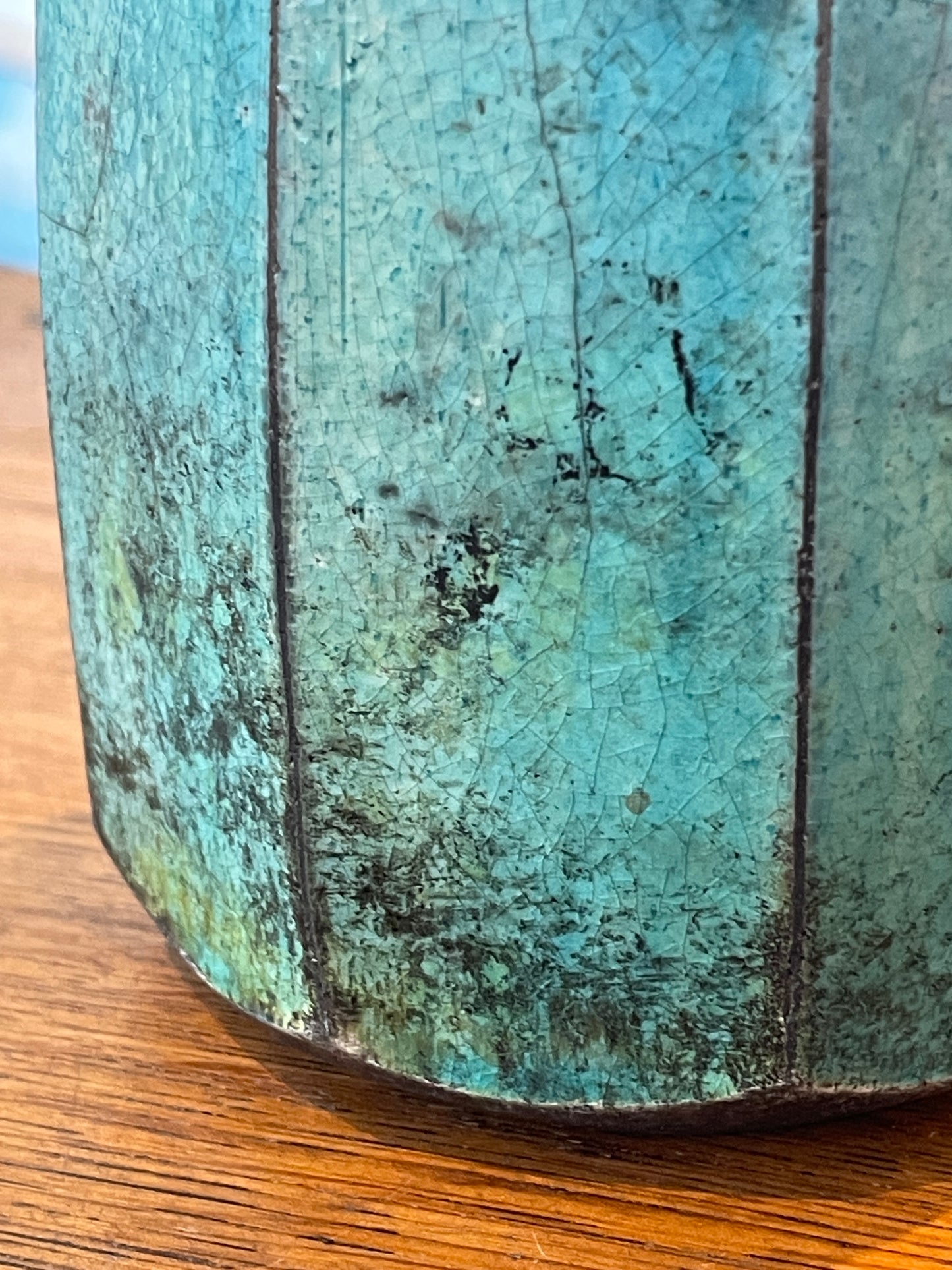 Studio Pottery Raku Vase – Turquoise Crackle Glaze, Signed Roy Fritchley, Rye & France (c.1960s–80s)