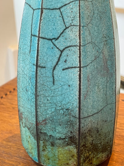 Studio Pottery Raku Vase – Turquoise Crackle Glaze, Signed Roy Fritchley, Rye & France (c.1960s–80s)