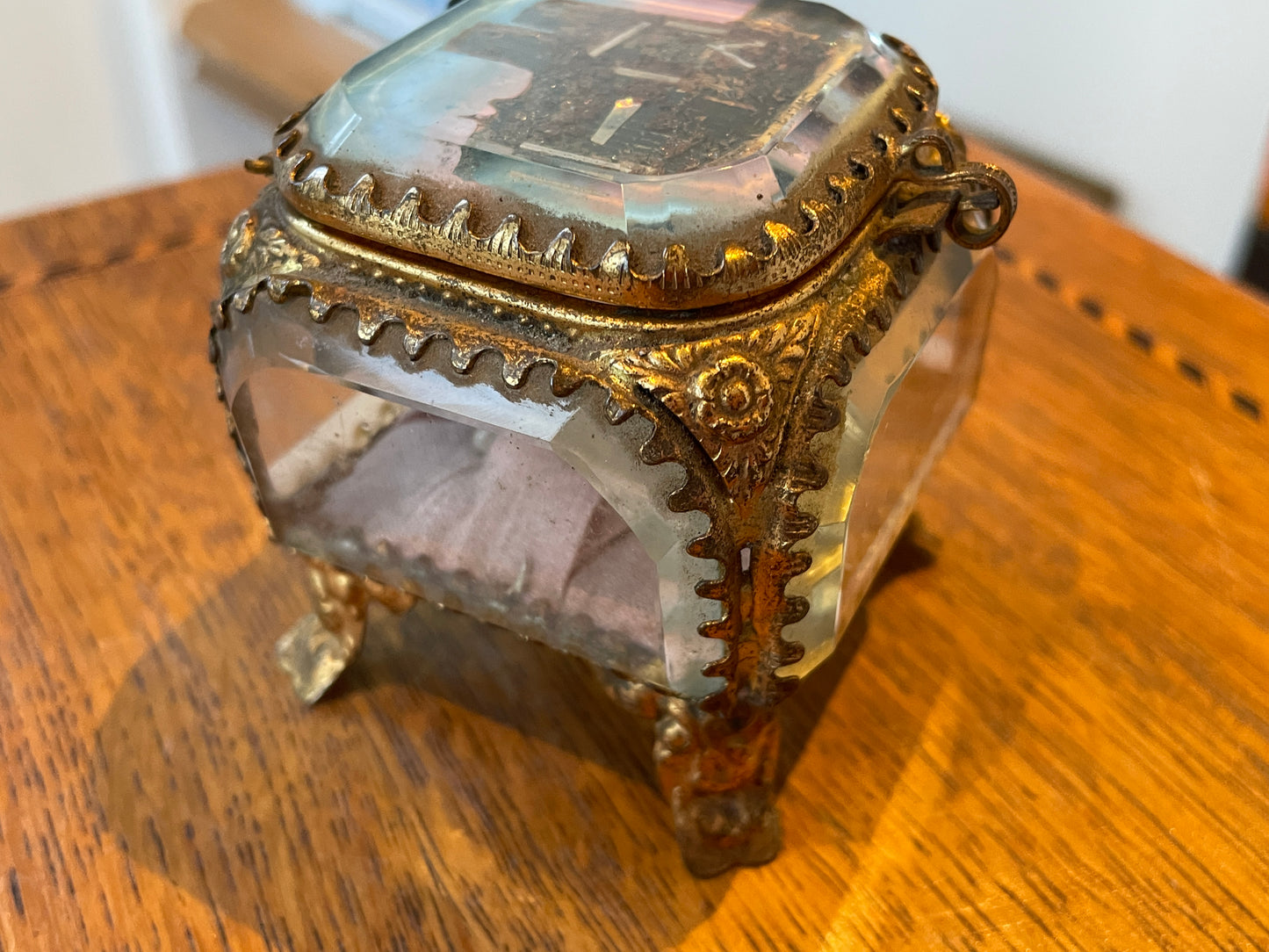 Antique French Bevelled Glass Souvenir Casket – “La Cathédrale de Reims Avant Guerre” Gilt Metal Trinket Box (c.1900–1914)