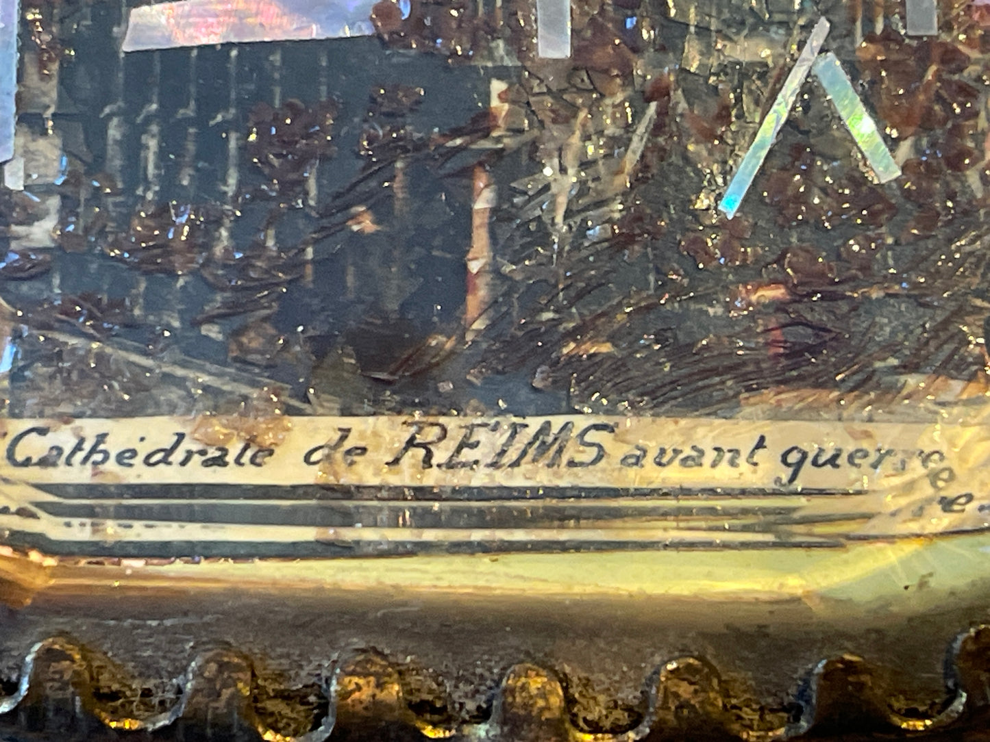 Antique French Bevelled Glass Souvenir Casket – “La Cathédrale de Reims Avant Guerre” Gilt Metal Trinket Box (c.1900–1914)