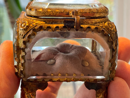 Antique French Bevelled Glass Souvenir Casket – “La Cathédrale de Reims Avant Guerre” Gilt Metal Trinket Box (c.1900–1914)