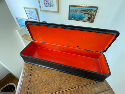 Antique Russian-Style Black Lacquer Box – Hand-Painted Daisies & Butterfly (c.20th Century)