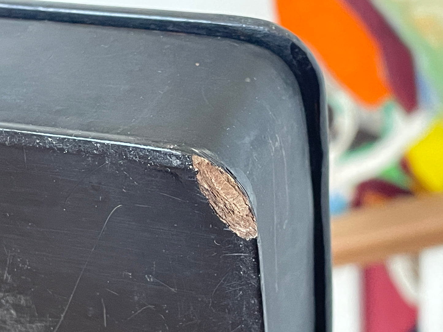 Antique Russian-Style Black Lacquer Box – Hand-Painted Daisies & Butterfly (c.20th Century)