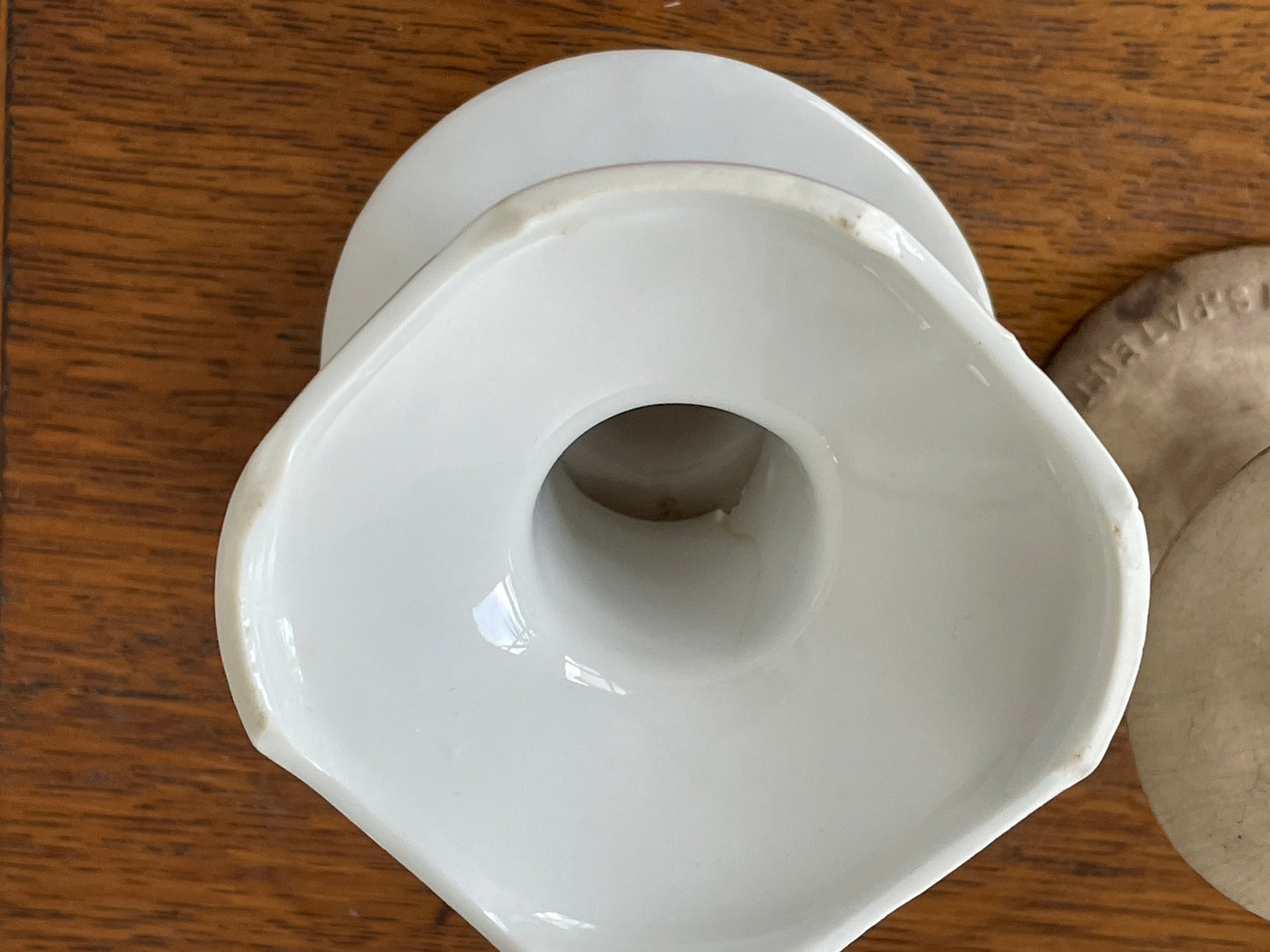 Antique English Ceramic Pie Vents – Challis Patent Gourmet Crust Holder and Vent (c.1895–1910) and Later 20th-Century White Pie Funnel