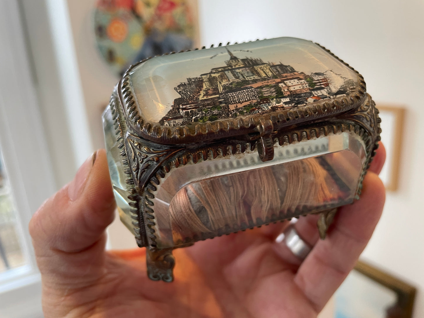 Antique French Glass Casket – Brass-Mounted Faceted Jewellery Box with Mont St Michel Souvenir Lid (c.1900)