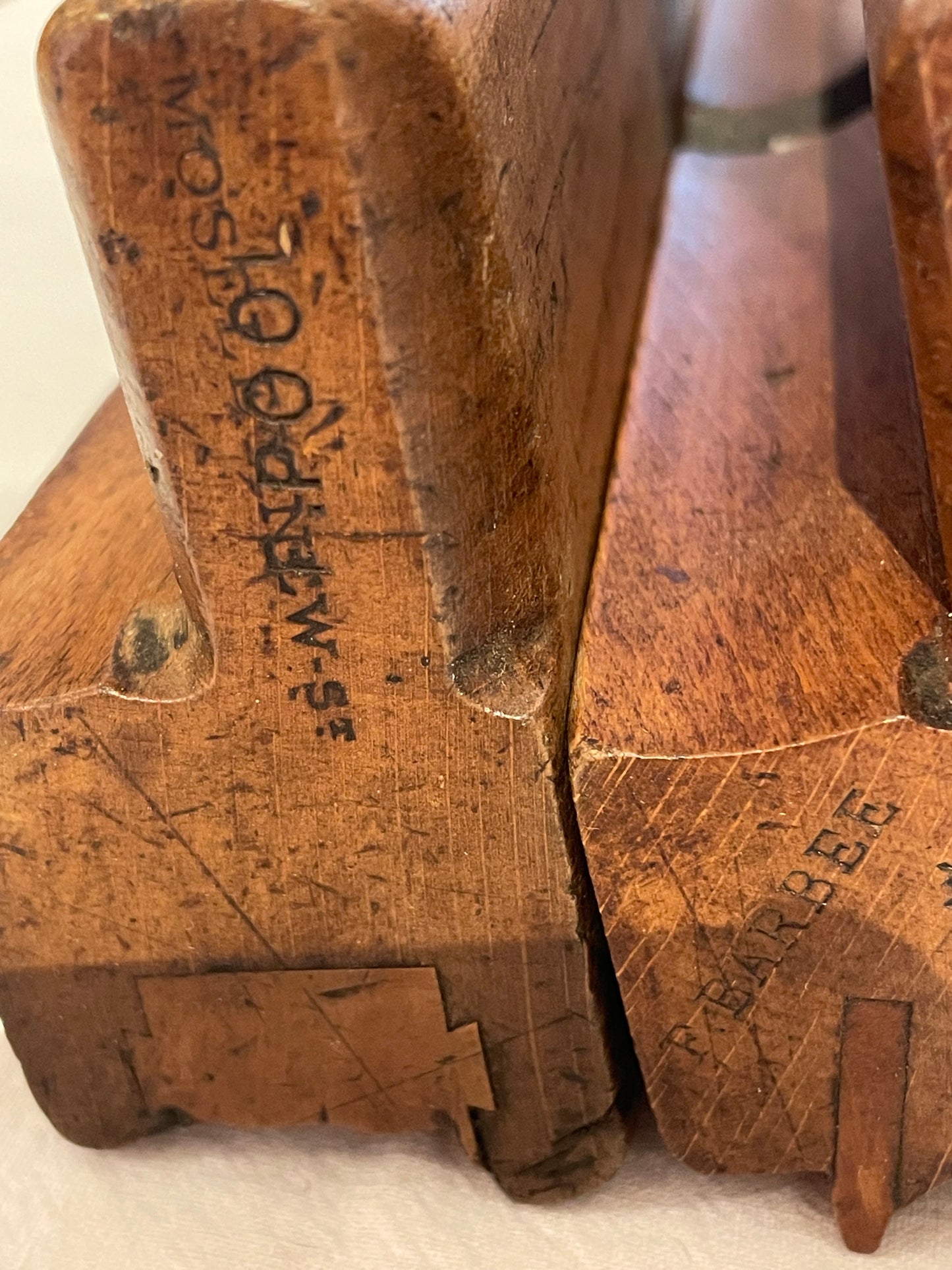 Antique British Beech Moulding Planes – Set of 5 Mixed Profiles with Maker’s Marks (c.1890–1920)4
