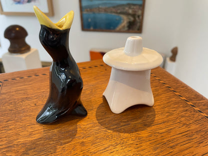 Vintage English Ceramic Pie Funnels – Nutbrown Vent & Black Bird Funnel (c.1950s–1970s)