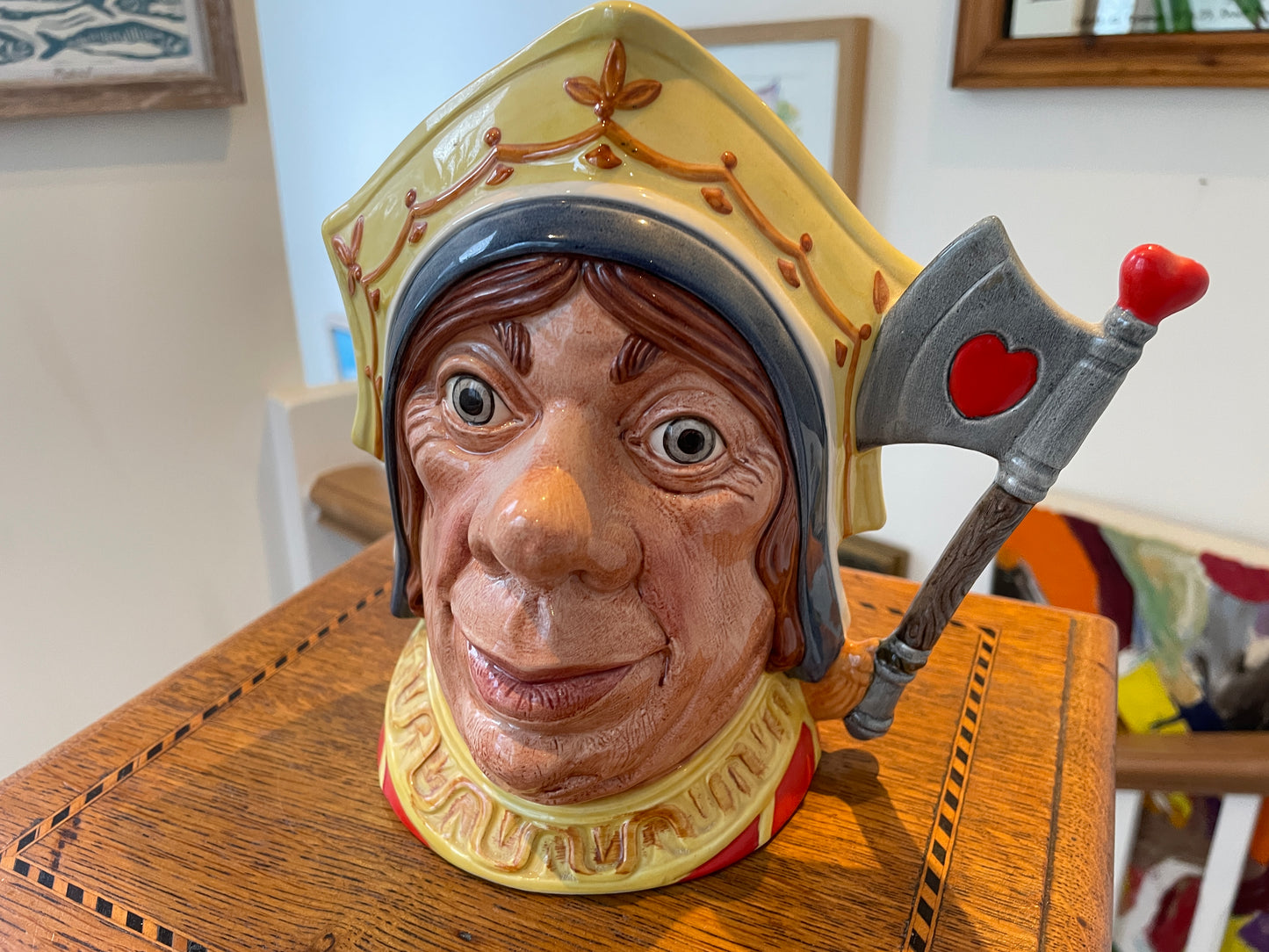 Royal Doulton Character Jug – The Red Queen D6777 (1987) – Alice in Wonderland Series