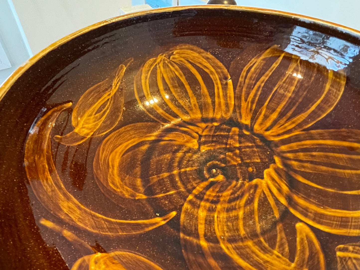 Mid-Century Poole Pottery Earthenware Bowl – Slip-Trailed Floral Design (1950)