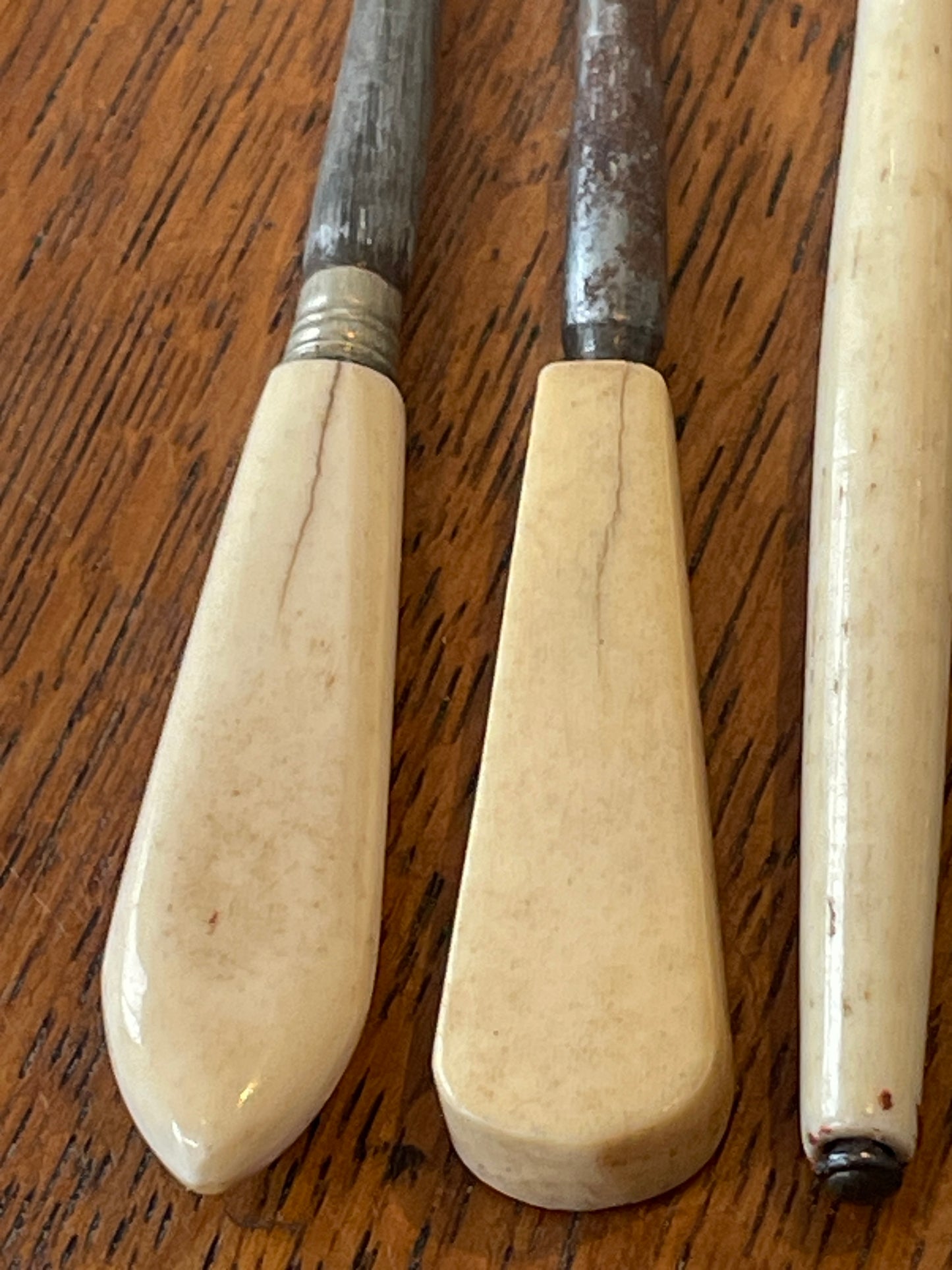 Antique Victorian Sewing Tools Set – Bone & Steel Awls, Stiletto, Creasing Tool and Buttonhook (c.19th Century)14