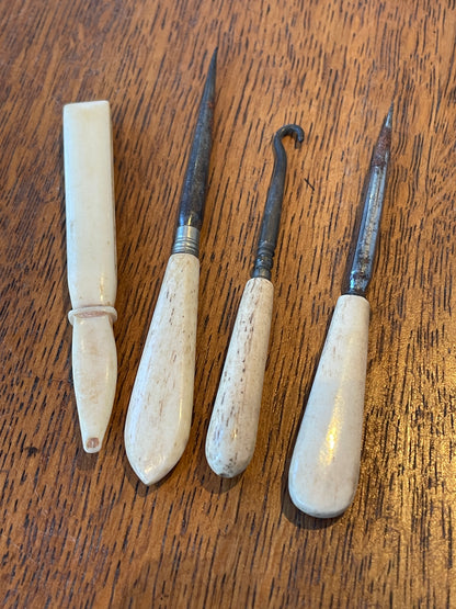 Antique British Sewing Tools – Bone Stilettos, Crochet Hook & Thread Cutter (c.1880–1910)9