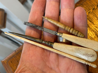 Antique Victorian Bone & Steel Tools – Stiletto, Desk Spatula, Turned Tool & Crochet Hook (c.1850–1900)7