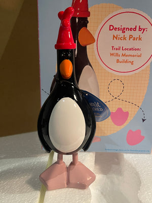 Official Feathers McGraw Figurine – Gromit Unleashed 2 by Nick Park  19cm tall (Boxed Collector’s Edition)