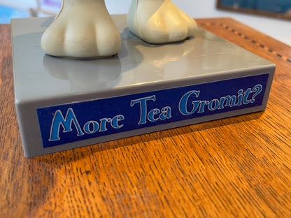 Vintage Wallace & Gromit Figure – Gromit with Tea Mug Resin Display Model (c.2000s)