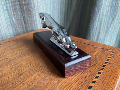 Jaguar Leaping Cat Desk Ornament – Chrome Plated Motoring Sculpture on Wooden Base (Late 20th Century)