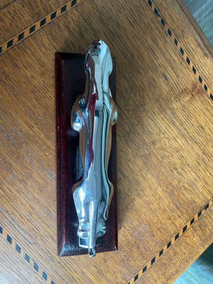 Jaguar Leaping Cat Desk Ornament – Chrome Plated Motoring Sculpture on Wooden Base (Late 20th Century)
