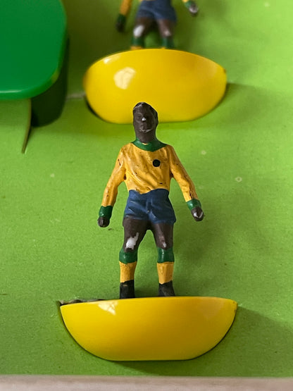 Vintage Subbuteo Brazil Table Soccer Team – OO Scale Players in Original Box (c.1960s–70s)