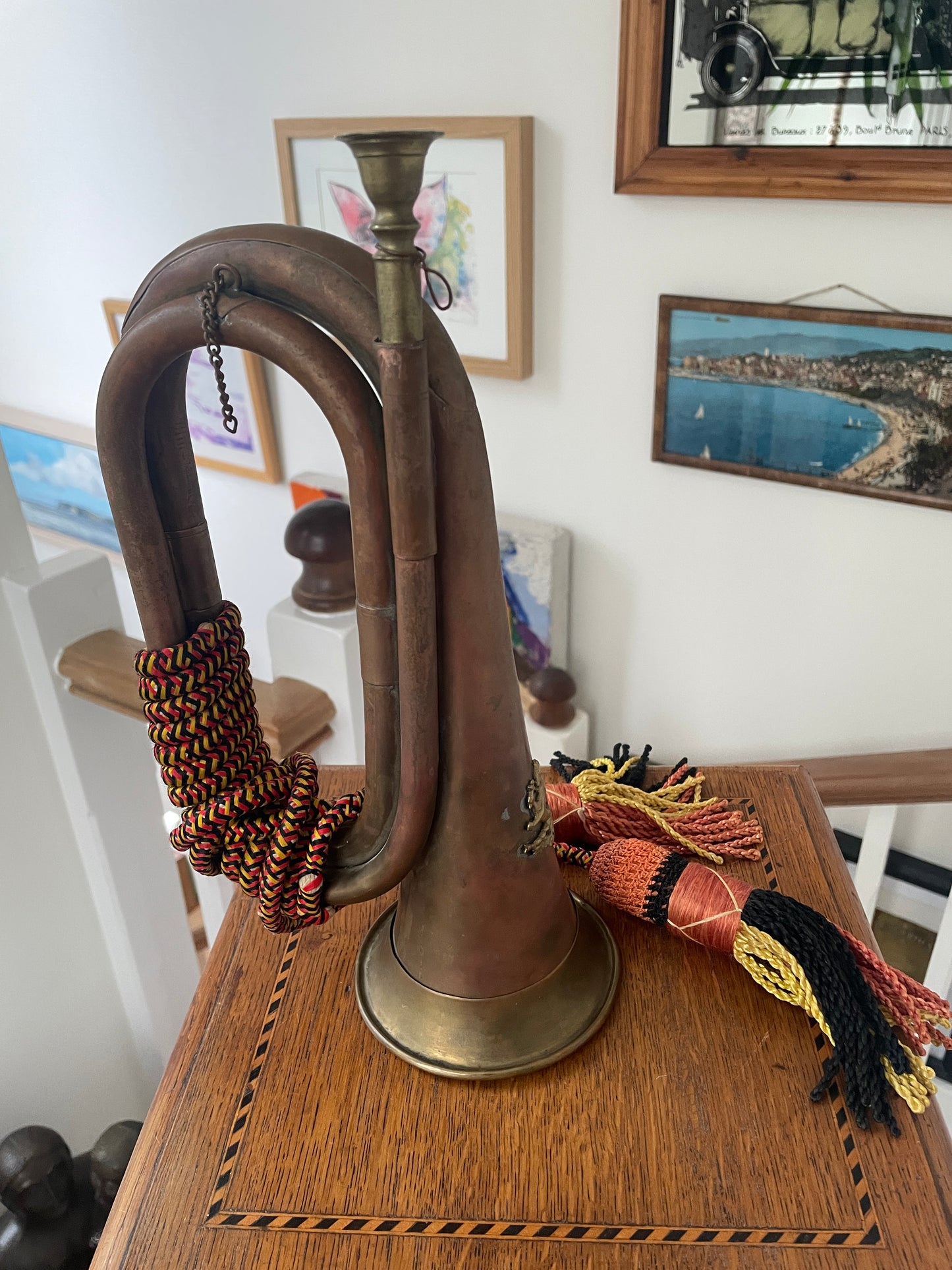 Antique Brass Hunting Horn – Ceremonial Huntsman’s Horn with Braided Cord and Tassels (c.1900–1930)
