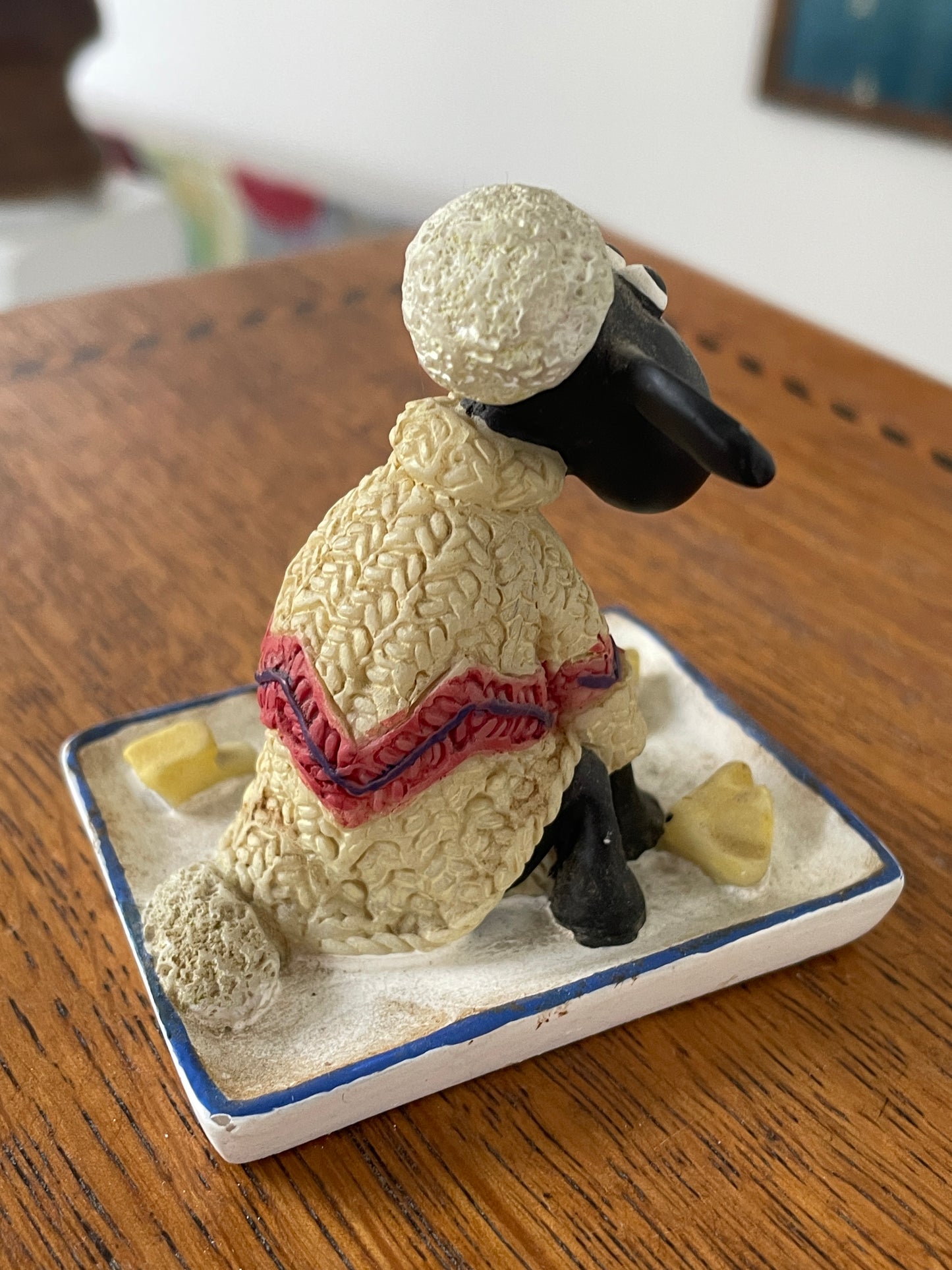 Shaun the Sheep Figurine – Wallace & Gromit Licensed Character Ornament (c.1989) – 7cm