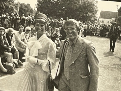 Eric Morecambe original photograph of daughters wedding from personal collection 138