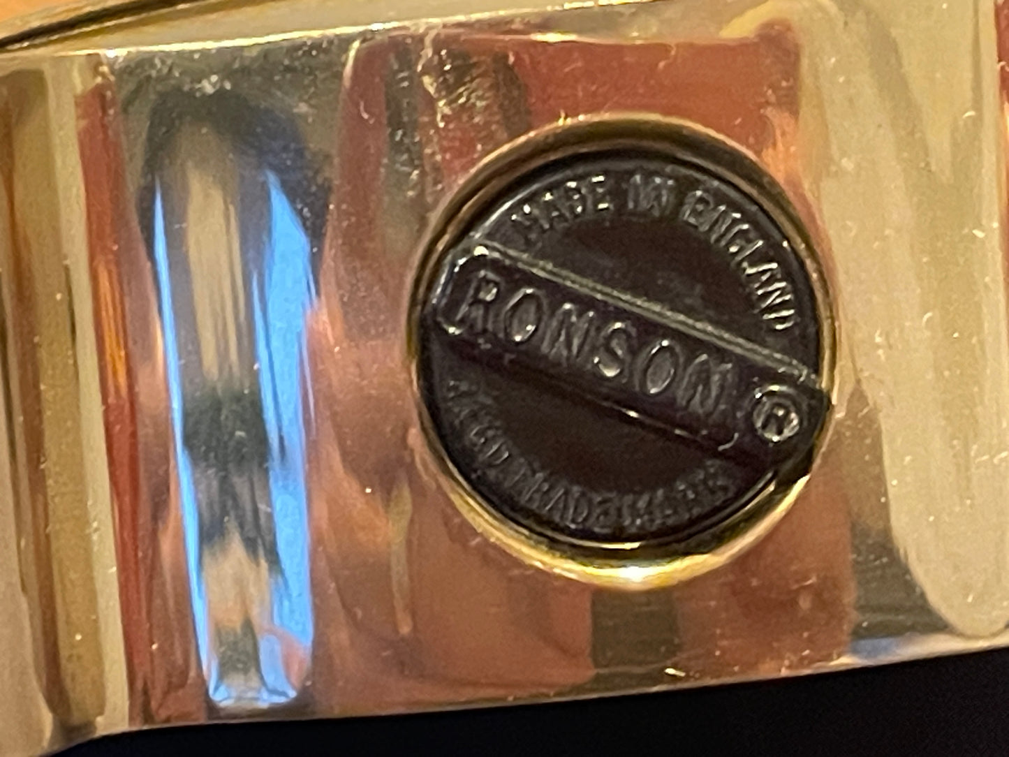 Vintage Ronson Varaflame Table Lighter – Gold Tone Mid Century Desk Lighter with Box (c.1960s)