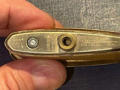 Vintage Ronson Varaflame Table Lighter – Gold Tone Mid Century Desk Lighter with Box (c.1960s)