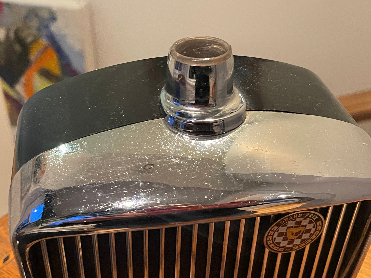 Vintage Jaguar Musical Decanter – Royal London Chrome Grille Barware with Leaping Jaguar Lid (1968)