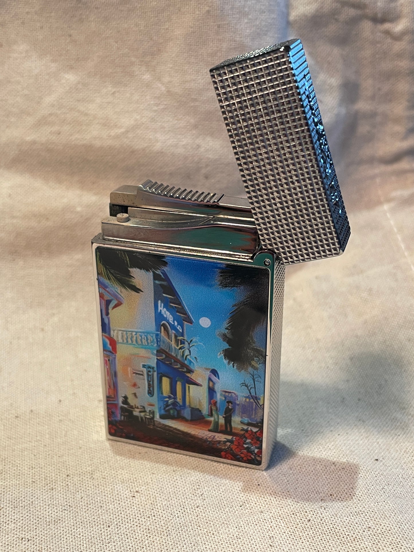 S.T. Dupont Ligne 2 “Cuba” Soft Flame Lighter – Platinum Finish Micro Diamond Guilloché