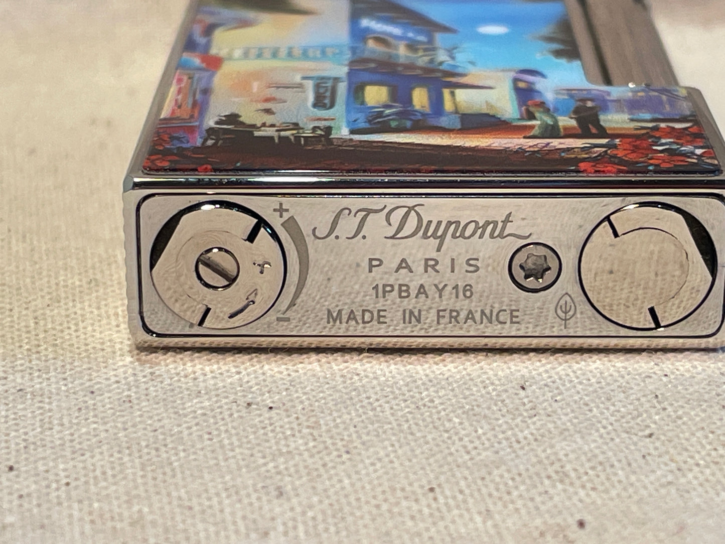 S.T. Dupont Ligne 2 “Cuba” Soft Flame Lighter – Platinum Finish Micro Diamond Guilloché