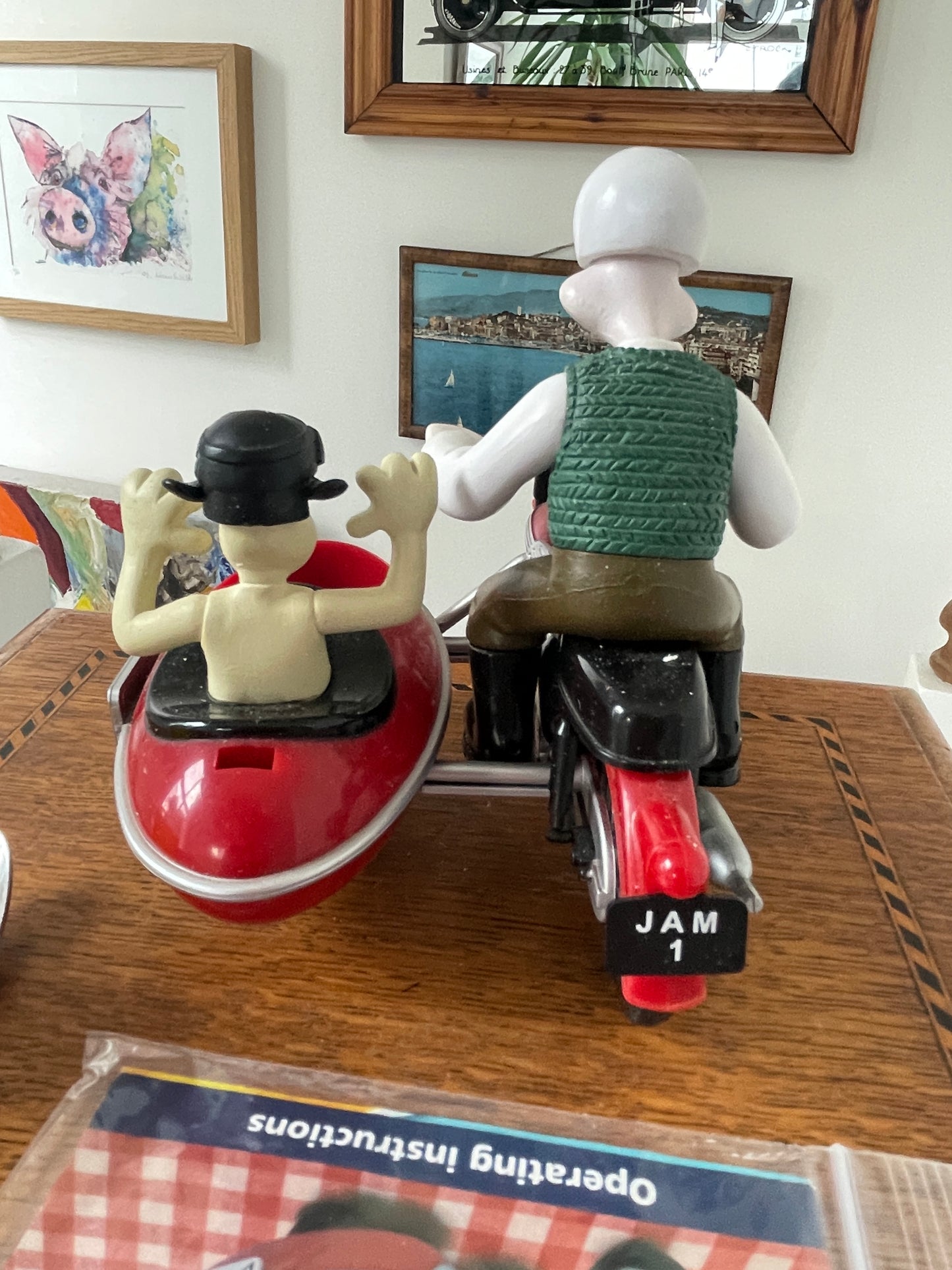 Vintage Wallace and Gromit Rapide-O-Matic Preserves Dispenser – Kingsmill Advertising Figure with Instructions